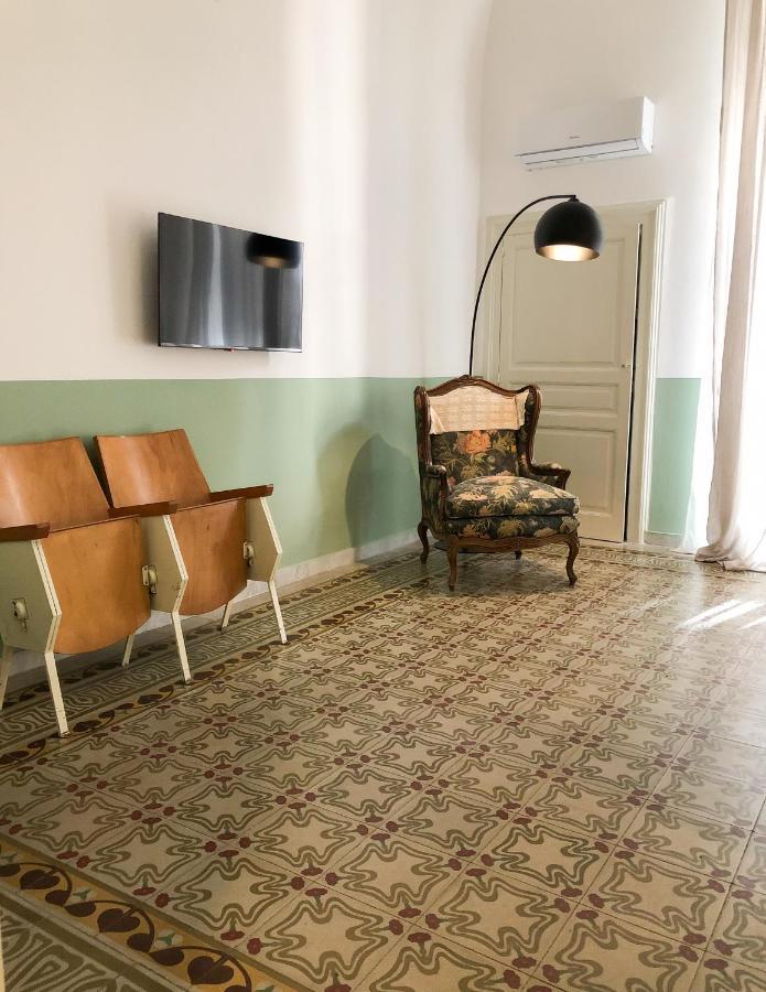 Caves Apartment Бари Экстерьер фото